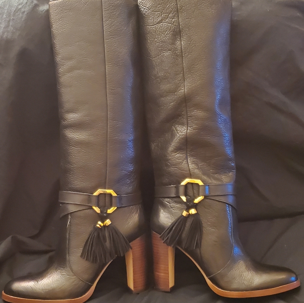 Yovan Boots